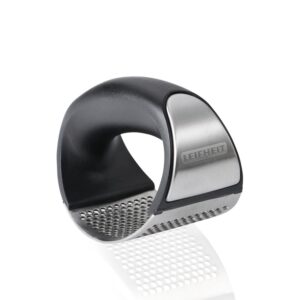 bf672bb0bca452fd456a8ad4672e0d18d07c09ab Wyciskarka do czosnku Knobi King®