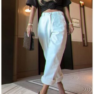 05390d4ead971caf2be086c69fb730c9989553d0-1 Spodnie mom fit z jeansu ORION – ecru