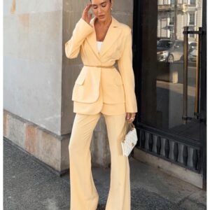 08528ceda43f5200beec13d5a2d6e36d74f3db4a Eleganckie spodnie z kantem z wiskozy DONY – mango