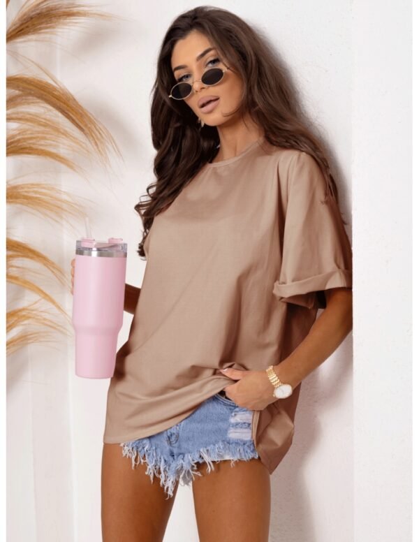 0a3fbe59fc75db6e240eb0405553714dbccd0ce1 Bawełniany t-shirt oversize z poduszkami VEA – cappuccino