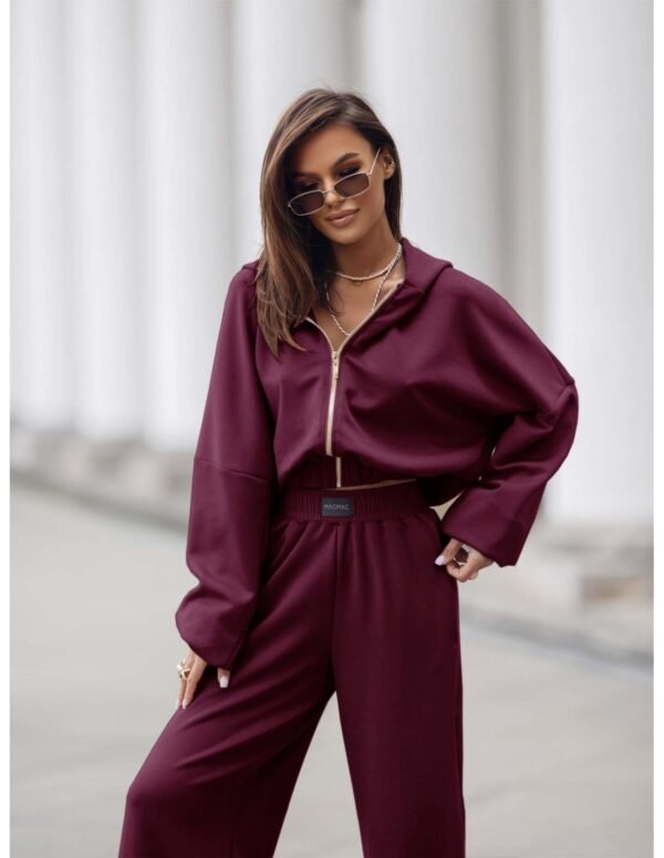 39df21d583da790c7a9472ccc724ad5bb5c2ebe4 Stylowy komplet dresowy z tencelu MIKKA – bordowy
