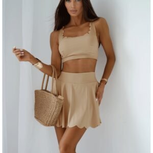 5ce6bbae5ccf4a27b7b2473ef46460cdc70dd5c7 Komplet crop top i spódnico-spodenki MIMIKO – beżowy