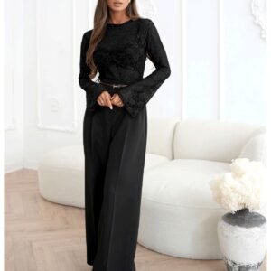 dbcb9396764f494f3e3c34f6d26fdc6413dfe2dc Elegancka koronkowa bluzka z marszczeniem SUNITA – czarna