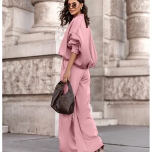 dd26dbad8c9df5b95a75980dca69163b3a470553 Masełkowy dres z szerokimi spodniami SORGO – pudrowy róż