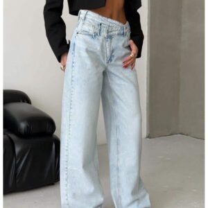 dfcc11e1e04a0de8aa84d43387b54e6c1d2e1b0c-2 Spodnie jeansy z asymetrycznym pasem MATTY – jasny jeans