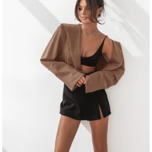 e347b71f3a4e835d2a92c311862fe08499202fc1 Krótka marynarka z kapturem HELENIA – cappuccino