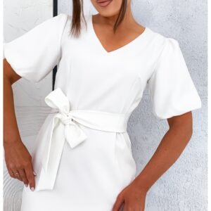 f3724462551008e0e98230182b5c07399ca04bfe-1 Elegancka sukienka mini z paskiem SIRELIA – biała