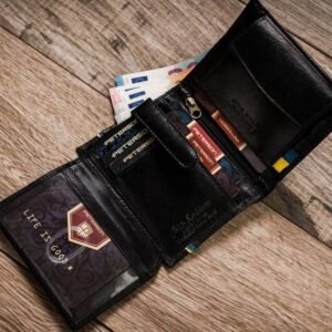 24e38c684a3f9a47a7ef1ed363ee075cadf423e6 Skórzany portfel męski w orientacji pionowej z systemem RFID – Peterson