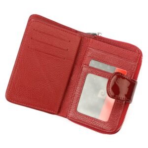 3ac84bcf90c872068268ae24e5f58c575ce5ba7c Mały, pionowy portfel ze skóry naturalnej lakierowanej z motywem liści – Pierre Cardin
