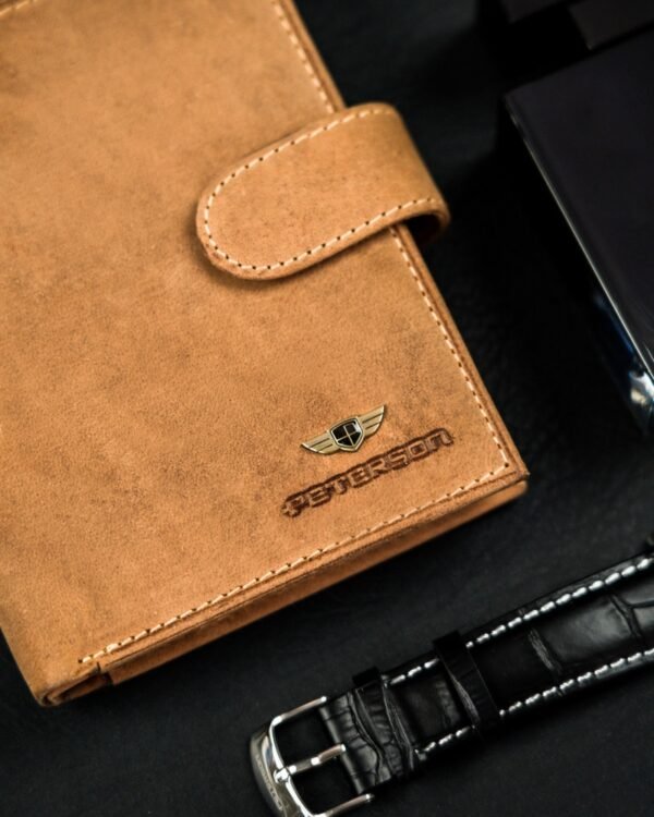 f761b6028cb0ff8a389228f29daff85d463f7a02 Skórzany portfel męski z zabezpieczeniem RFID Protect – Peterson